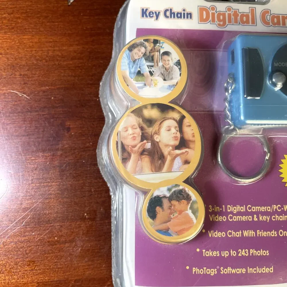 Sakar Key Chain Digital Camera Vintage 3-in-1 camera New NOS 2005